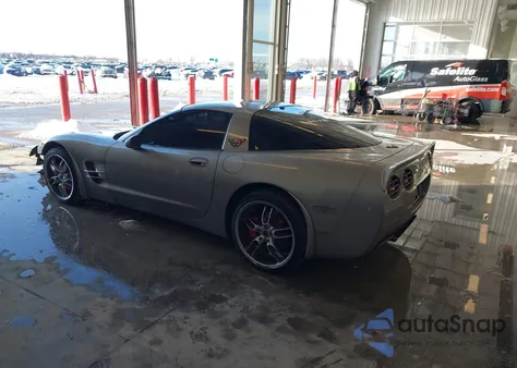 2002 Chevrolet Corvette from USA, damaged, VIN 1G1YY22G425126622